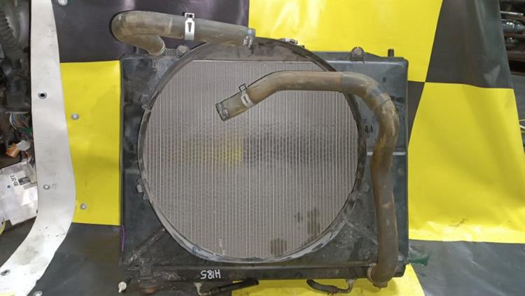 Радиатор основной Мицубиси Паджеро в Липецке 105204