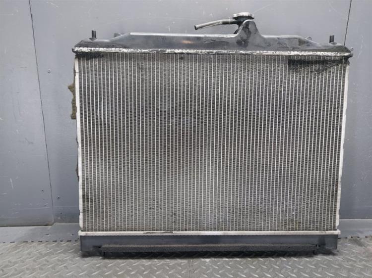 Радиатор основной Ниссан Серена в Липецке 476433