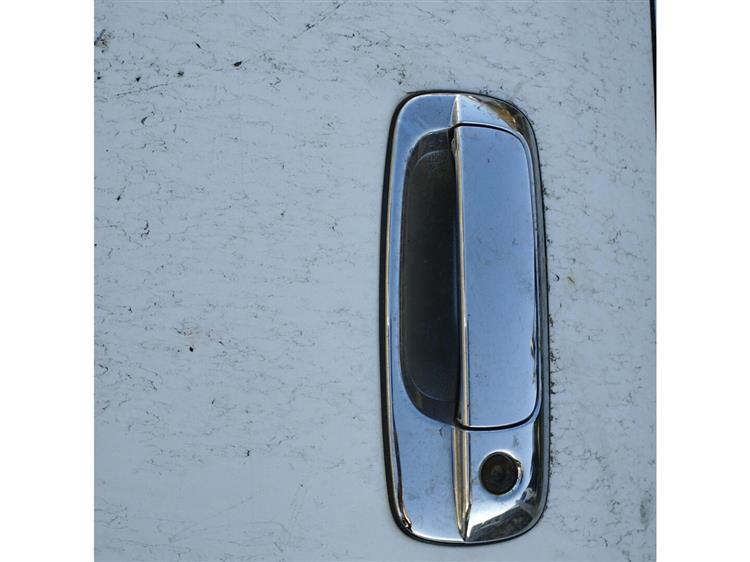 Дверь Тойота Краун в Липецке 94144